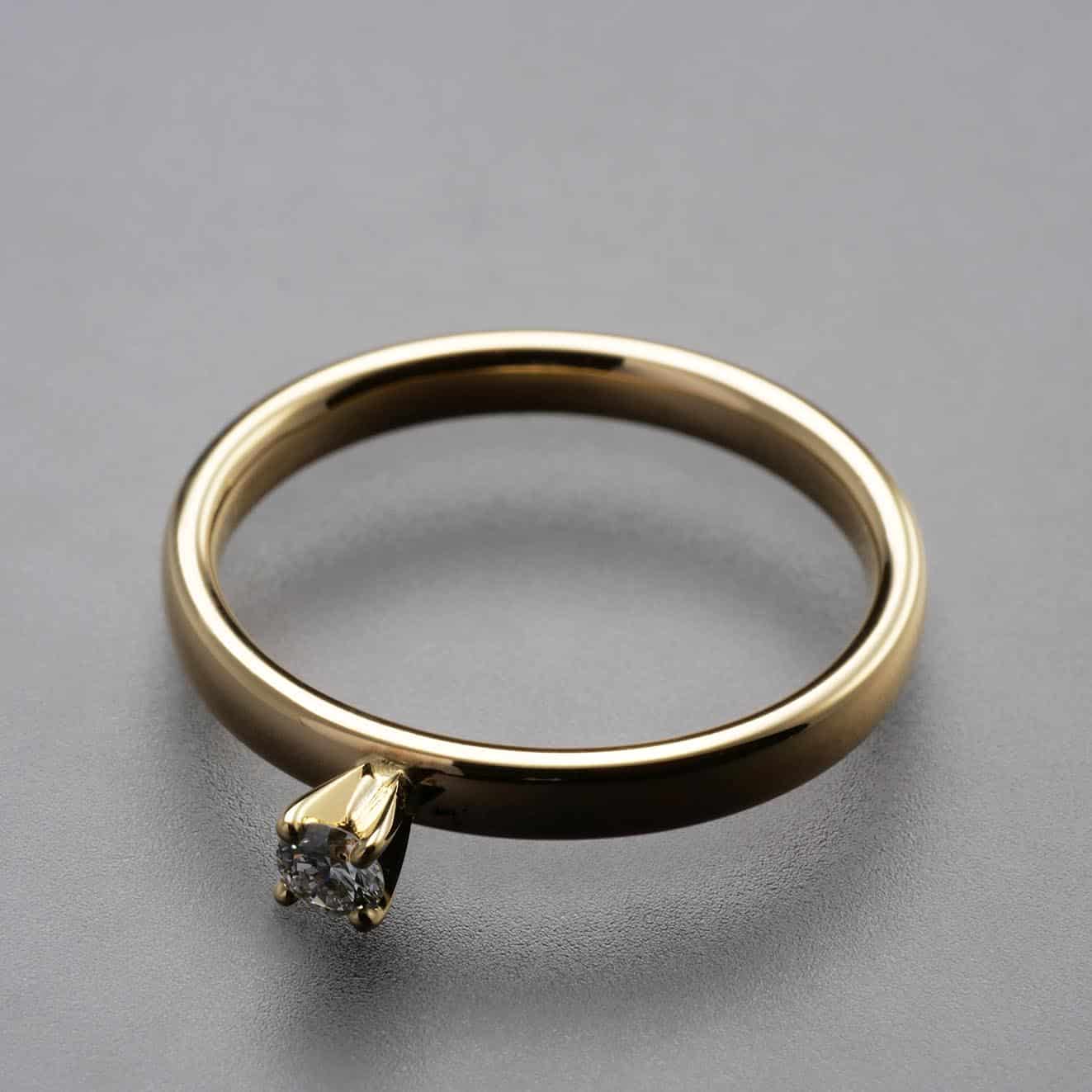 Solitaire engagement ring in 750 yellow gold - ID 87