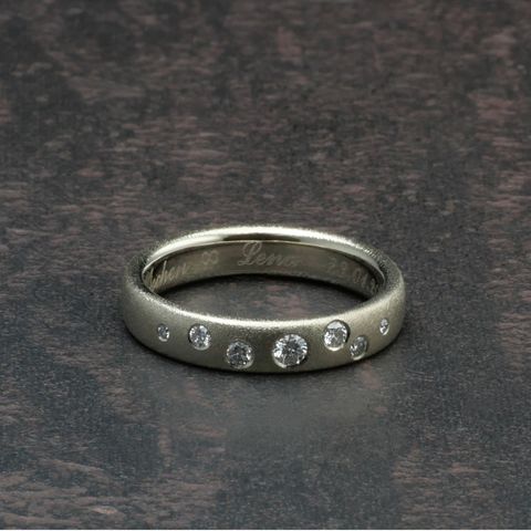 Beispielring Verlobungsring aus Sandgold – mit Brillanten - ID 68