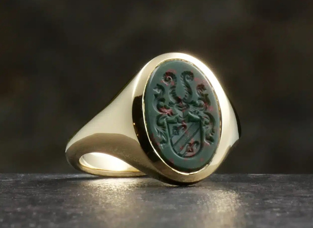 Siegelring mit Wappen